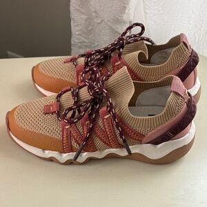 Madewell Women's Sneakers in Tan and Pink